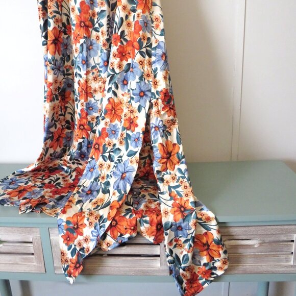 🎄NWT Cupshe Split Hem V-Neck Floral Print Maxi Dress Short Sleeve Size Large - Picture 3 of 5